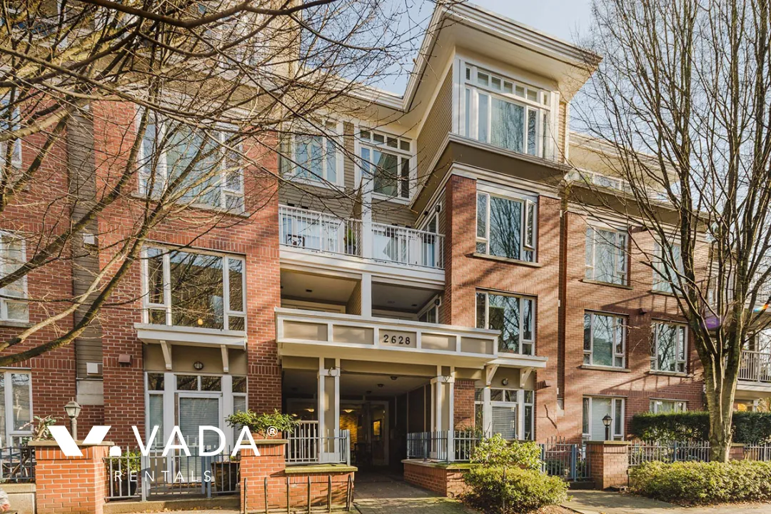 Building - Connaught Place in Vancouver, BC at 2628 Yew Street