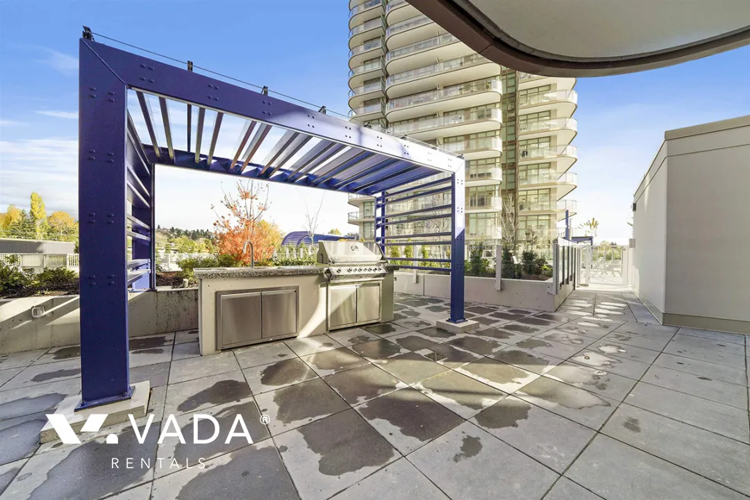 Building - Etoile in Burnaby, BC at 5333 Goring Street