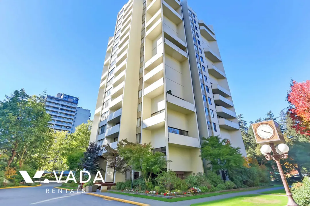 Building - Times Square in Burnaby, BC at 4105 Maywood Street