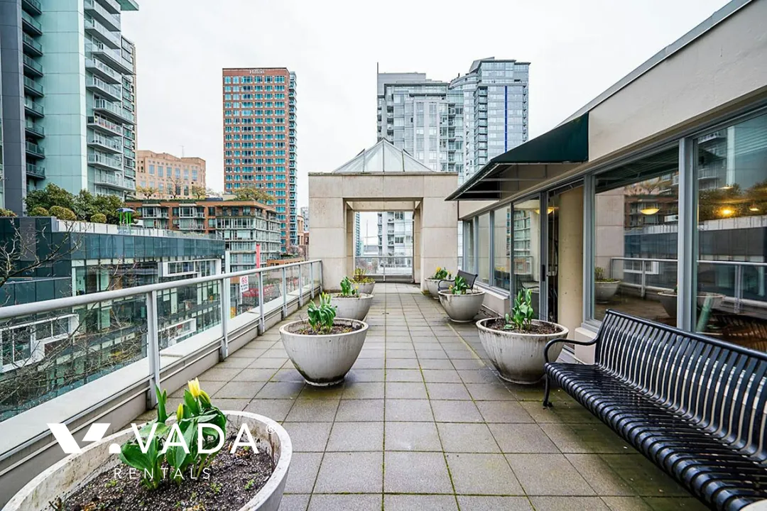 Building - L’aria in Vancouver, BC at 822 Seymour Street