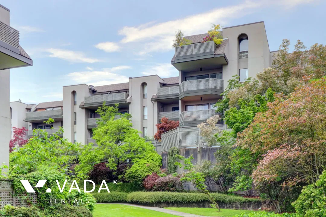 Building - Douglas View in Burnaby, BC at 1955 Woodway Place