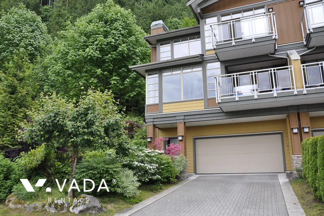 Building - Seascapes in West Vancouver, BC at Seascape Drive