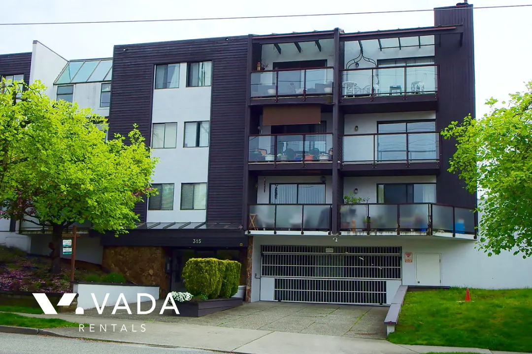 Building - Springbok Court in New Westminster, BC at 315 10th Street