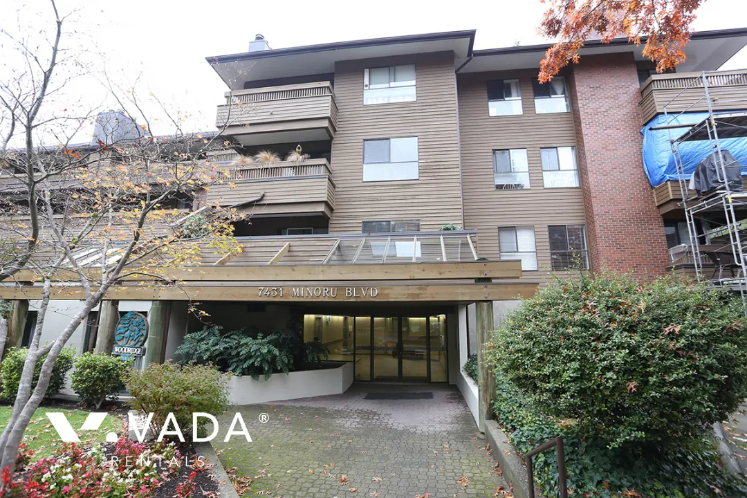 Building - Woodridge Estates in Richmond, BC at 7431 Minoru Boulevard