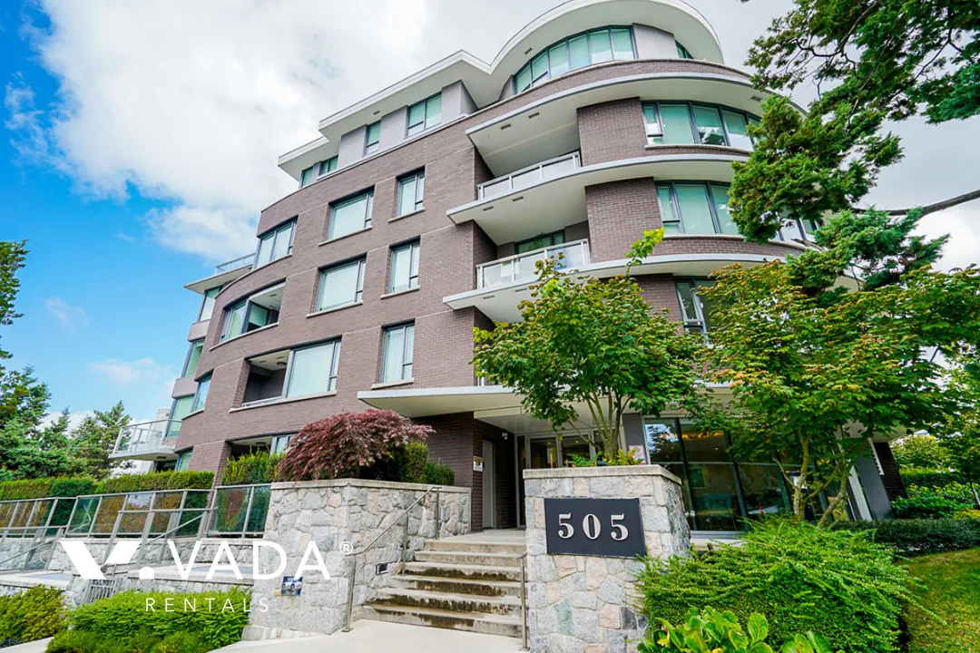 Building - Empire at QE Park in Vancouver, BC at 505 West 30th Avenue