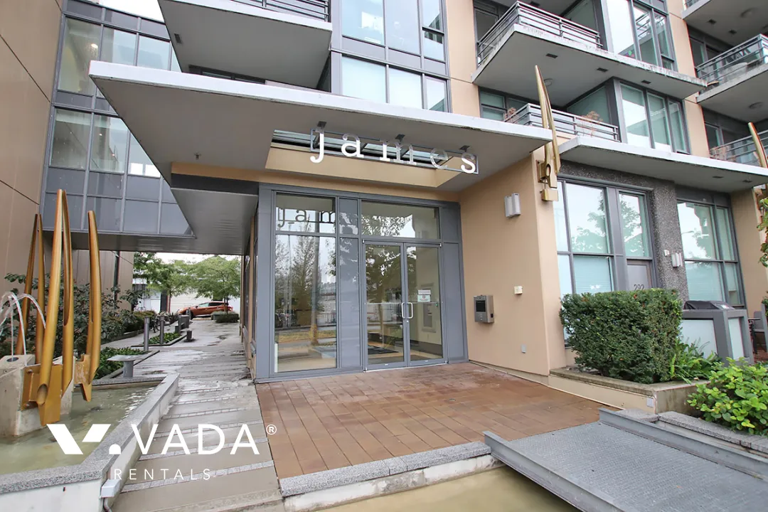 Building - James in Vancouver, BC at 288 West 1st Avenue