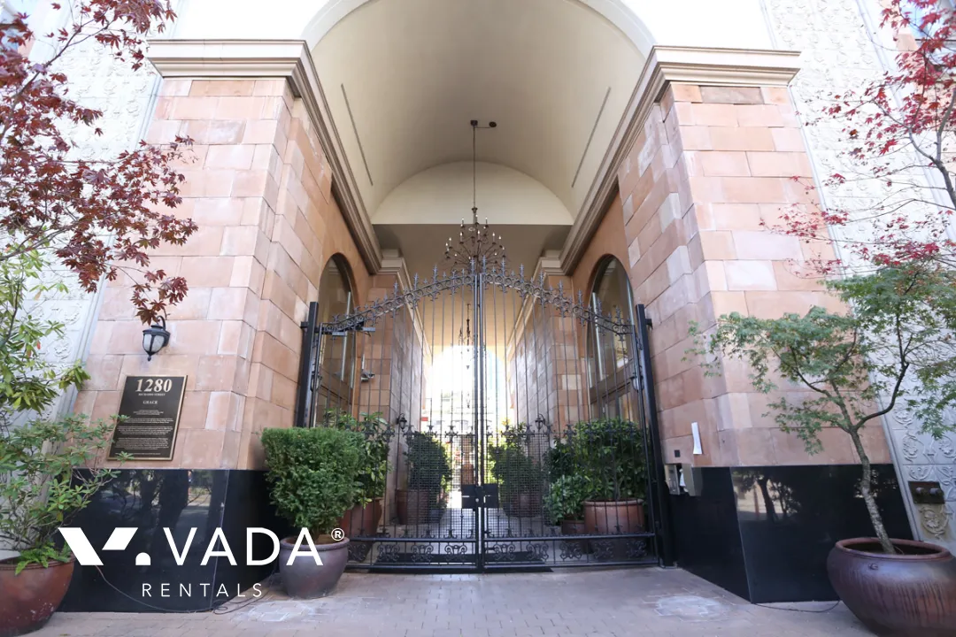 Building - Grace in Vancouver, BC at 1280 Richards Street