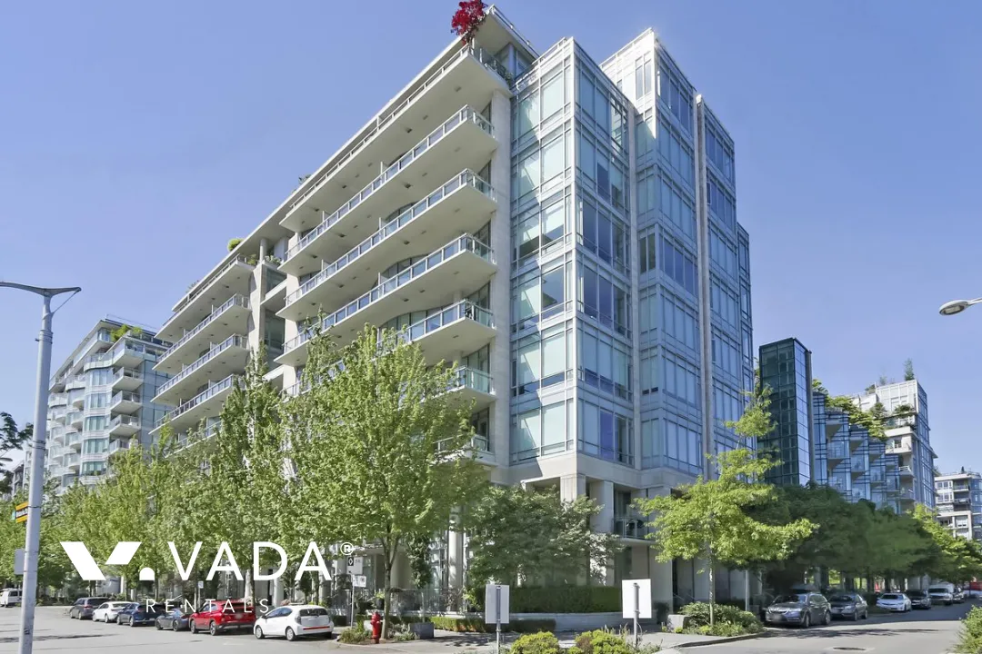 Building - Kayak in Vancouver, BC at 1633 Ontario Street