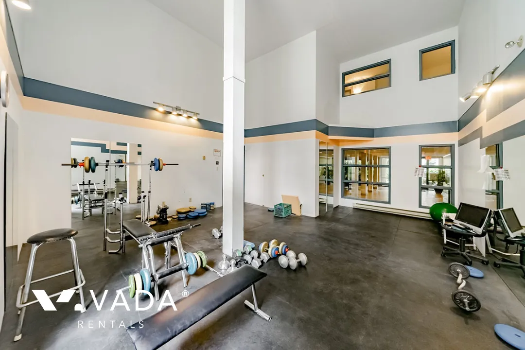 Building - Ashbury Place in Vancouver, BC at 1510 Nelson Street