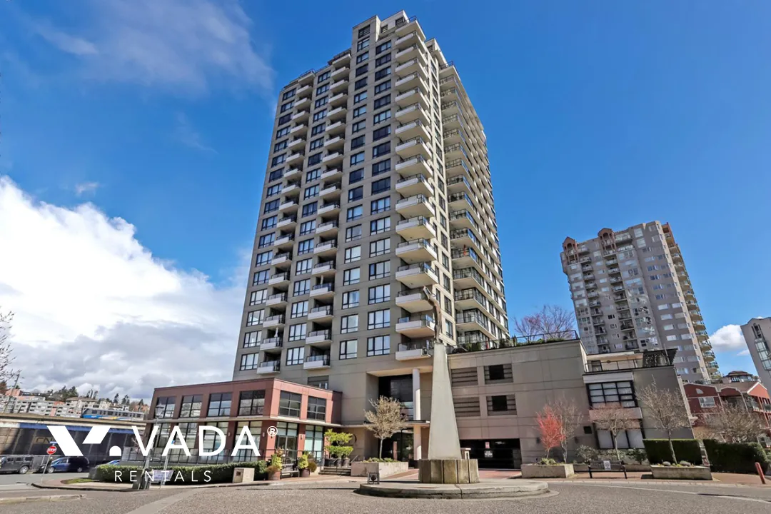 Building - The Q in New Westminster, BC at 1 Renaissance Square