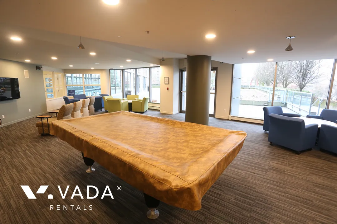 Building - Landmark 33 in Vancouver, BC at 1009 Expo Boulevard