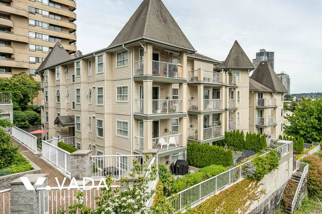 Building - Queens Terrace in New Westminster, BC at 135 11th Street