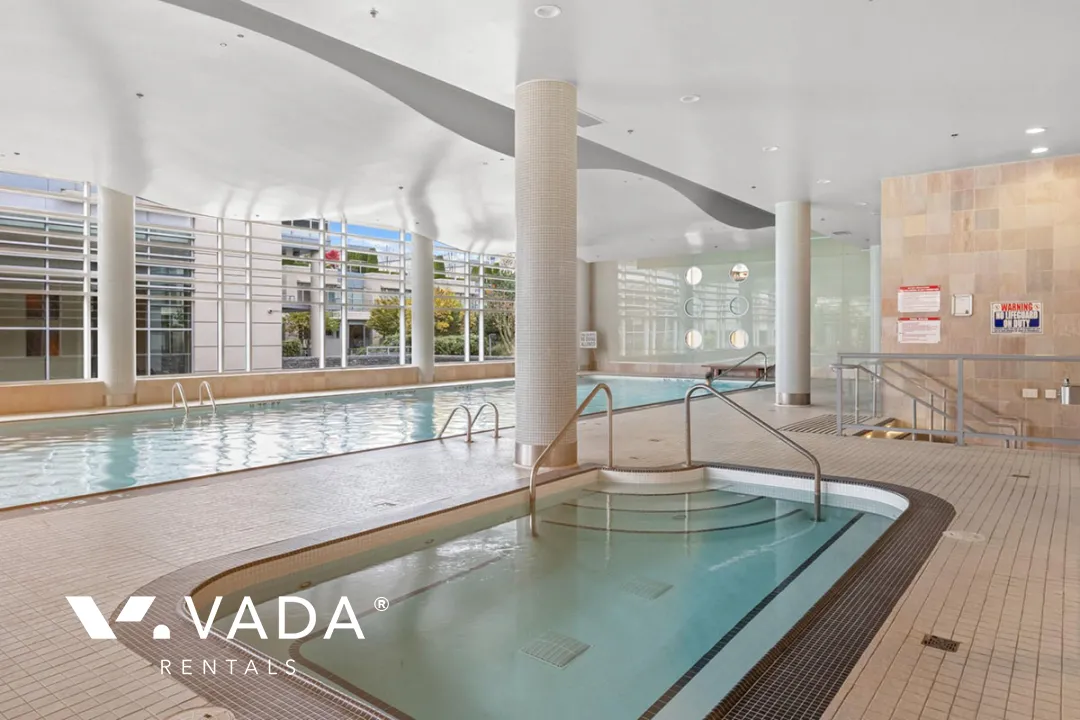 Building - Kings Landing in Vancouver, BC at 428 Beach Crescent