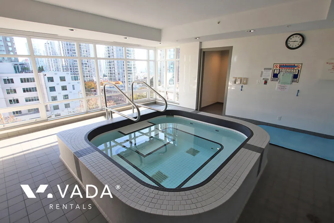 Building - Vita in Vancouver, BC at 565 Smithe Street