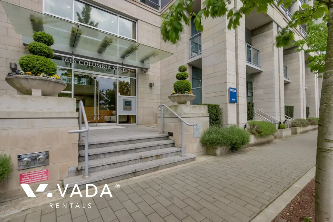 Building - Bridge in Vancouver, BC at 1616 Columbia Street