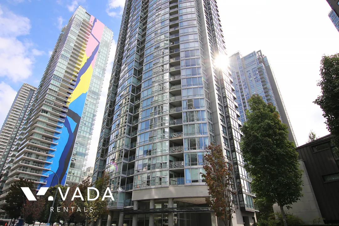 Building - Azura in Vancouver, BC at 1438 Richards Street
