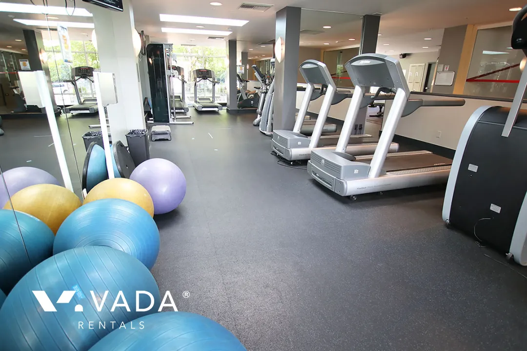 Building - Azura in Vancouver, BC at 1438 Richards Street