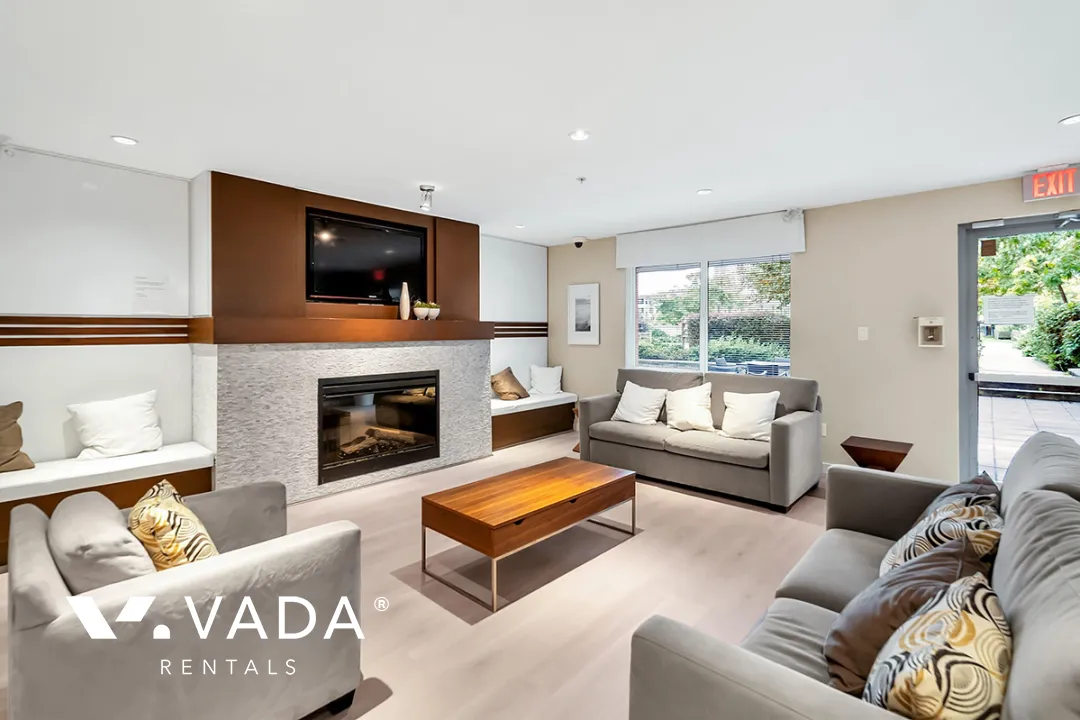 Building - Cambridge Park in Richmond, BC at 9399 Tomicki Avenue