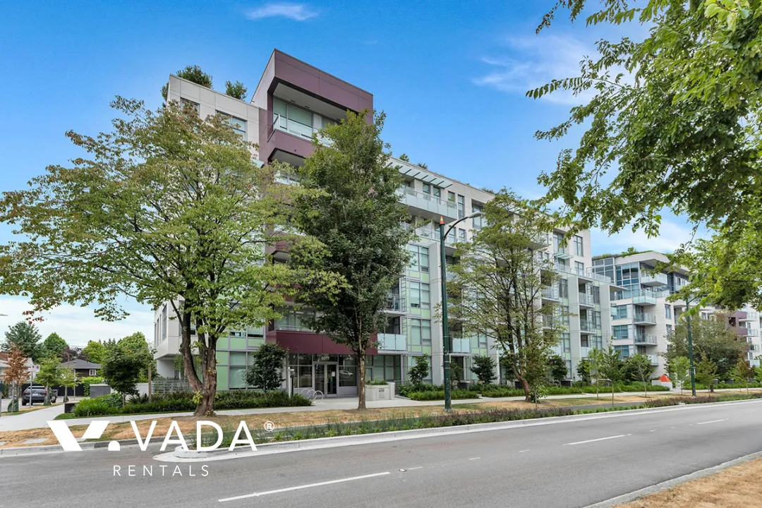 Building - 35 Park West in Vancouver, BC at 5077 Cambie Street
