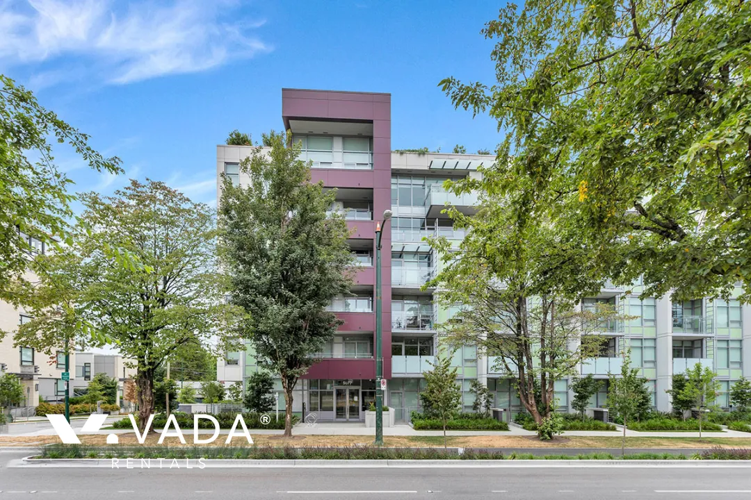 Building - 35 Park West in Vancouver, BC at 5077 Cambie Street
