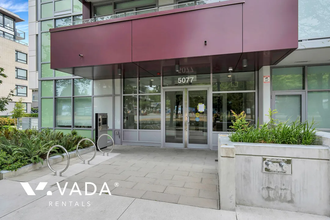 Building - 35 Park West in Vancouver, BC at 5077 Cambie Street
