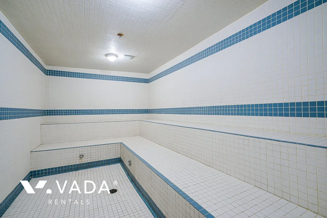 Building - Mondrian in Vancouver, BC at 969 Richards Street