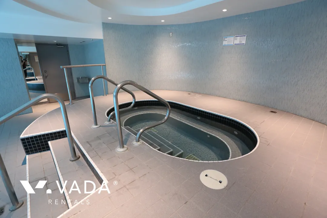 Building - Harbourside Park in Vancouver, BC at 555 Jervis Street