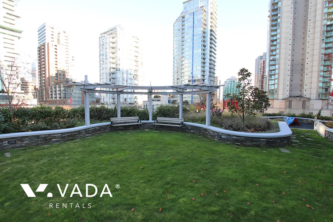 Building - Dolce in Vancouver, BC at 535 Smithe Street