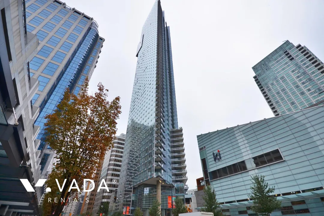Building - Shangri-La in Vancouver, BC at 1128 West Georgia Street