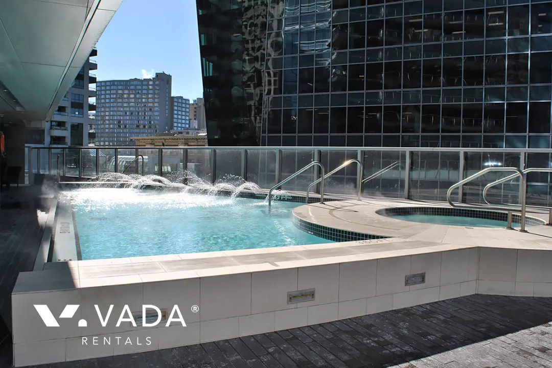 Building - Shangri-La in Vancouver, BC at 1128 West Georgia Street