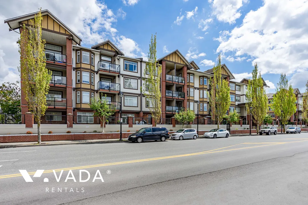 Building - Paddington Station in Langley, BC at 5660 201A Street