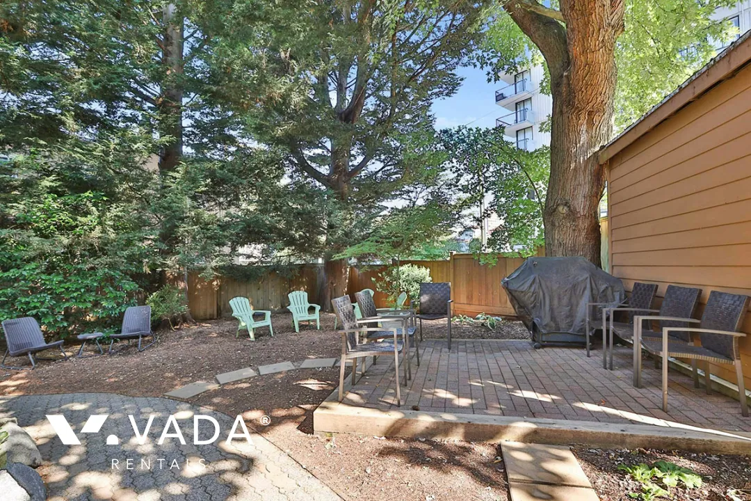 Building - The Westport in Vancouver, BC at 1435 Nelson Street