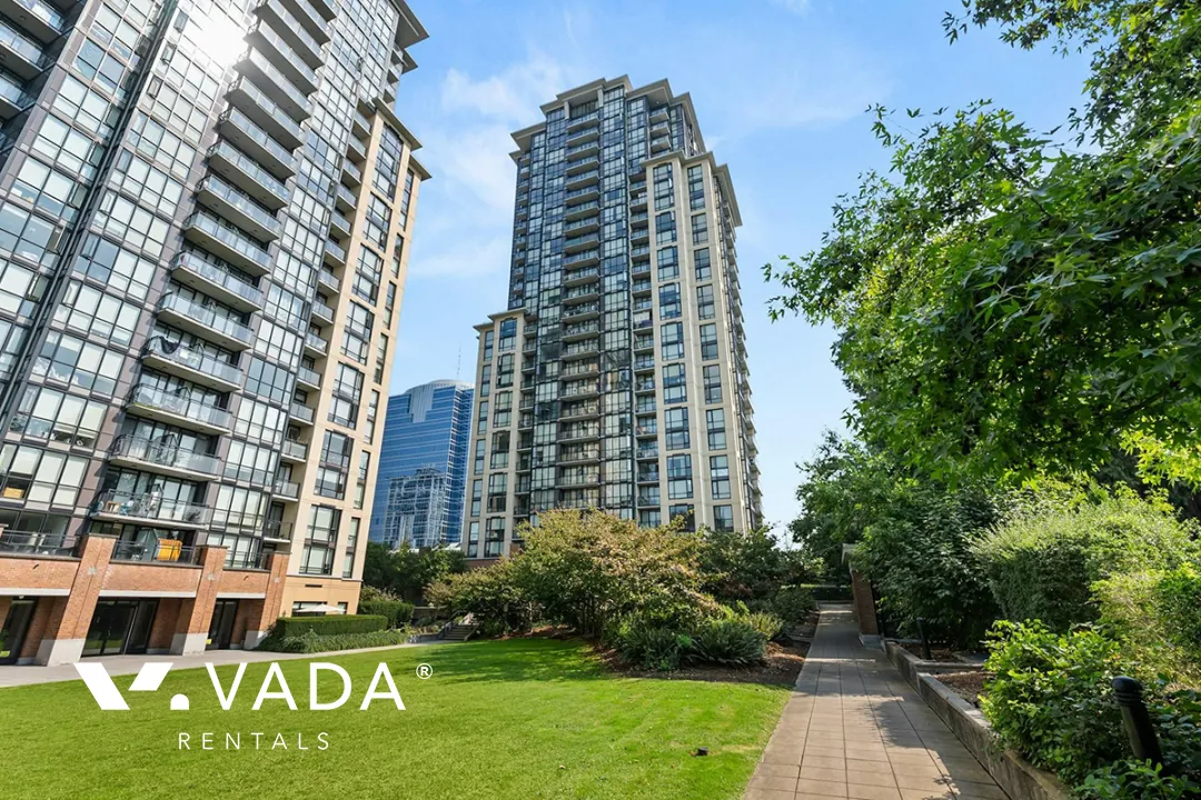 Building - City Point in Surrey, BC at 10777 University Drive