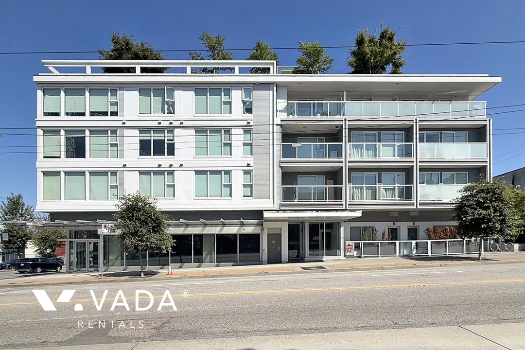 Building - Midtown Central in Vancouver, BC at 2508 Fraser Street