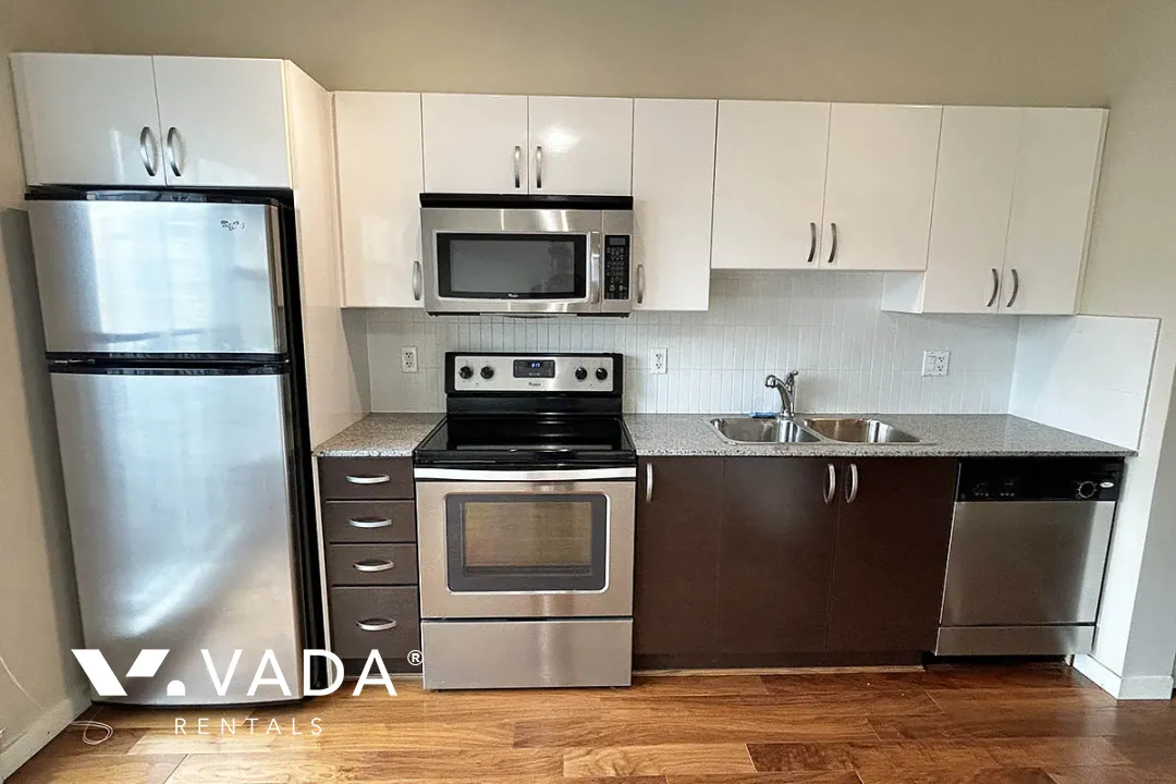 Quattro in Whalley - Studio For Rent in Surrey at 415 - 13728 108 Avenue, Surrey, BC