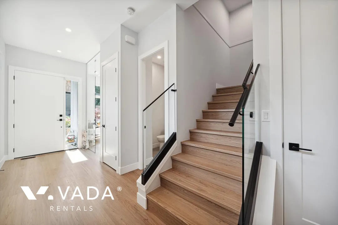 Anmore - 4 Bedroom House For Rent in Anmore at 25 - 3295 Sunnyside Road, Anmore, BC