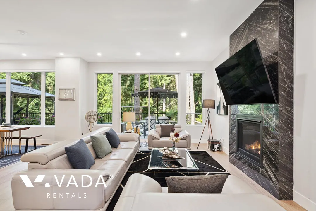 Anmore - 4 Bedroom House For Rent in Anmore at 25 - 3295 Sunnyside Road, Anmore, BC