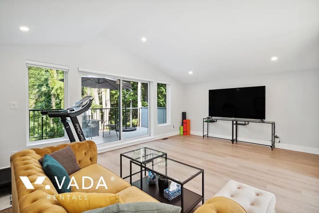 Anmore - 4 Bedroom House For Rent in Anmore at 25 - 3295 Sunnyside Road, Anmore, BC