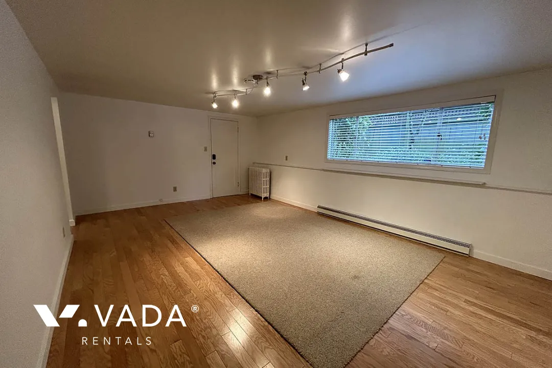 Kitsilano - 2 Bedroom Basement For Rent in Vancouver at 1955B West 16th Avenue, Vancouver, BC