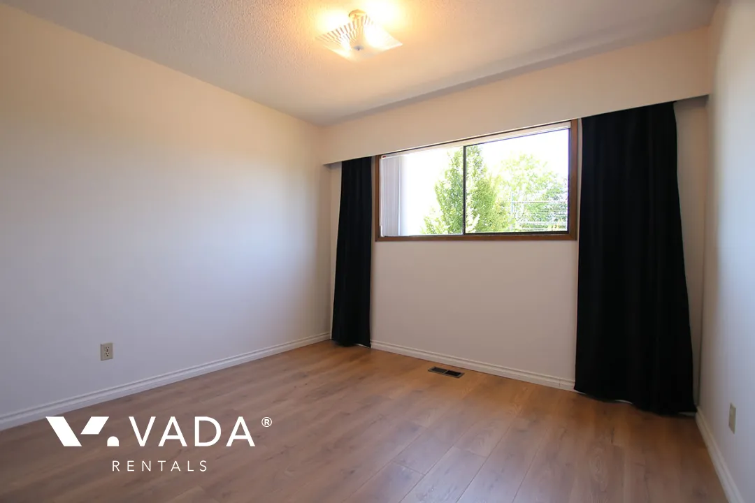 Kensington - 3 Bedroom House (Upper Level) For Rent in Vancouver at 4380 Victoria Drive, Vancouver, BC