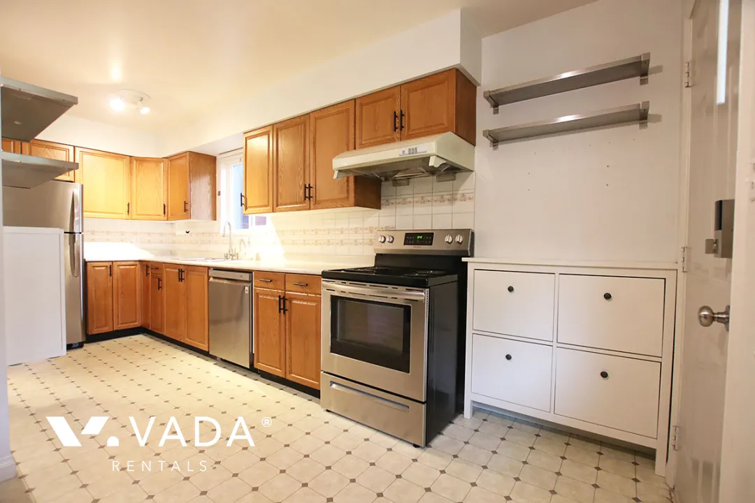 Kensington - 4 Bedroom House For Rent in Vancouver at 850 East 23rd Avenue, Vancouver, BC