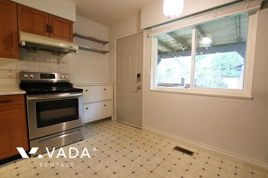 Kensington - 4 Bedroom House For Rent in Vancouver at 850 East 23rd Avenue, Vancouver, BC
