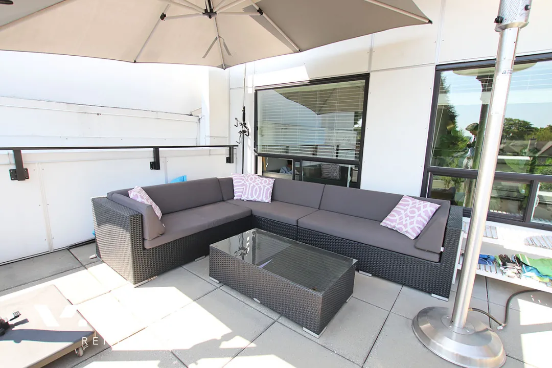 Kits West in Kitsilano - Furnished 2 Bedroom Apartment For Rent in Vancouver at 407 - 2858 West 4th Avenue, Vancouver, BC, V6K 1R2