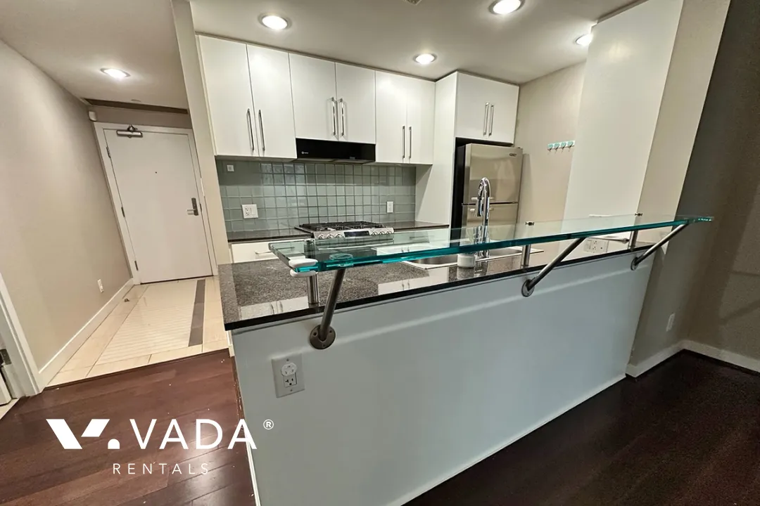 Icon in Yaletown - 3 Bedroom Apartment For Rent in Vancouver at 2103 - 638 Beach Crescent, Vancouver, BC, V6Z 3H4