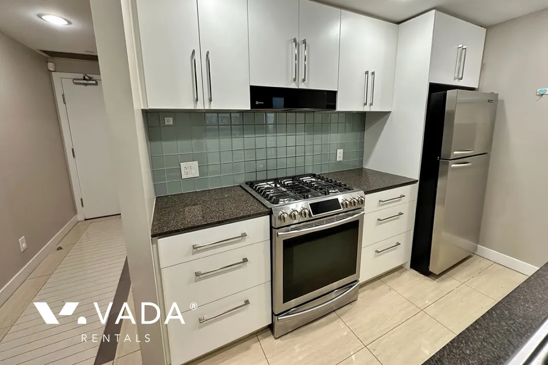 Icon in Yaletown - 3 Bedroom Apartment For Rent in Vancouver at 2103 - 638 Beach Crescent, Vancouver, BC, V6Z 3H4