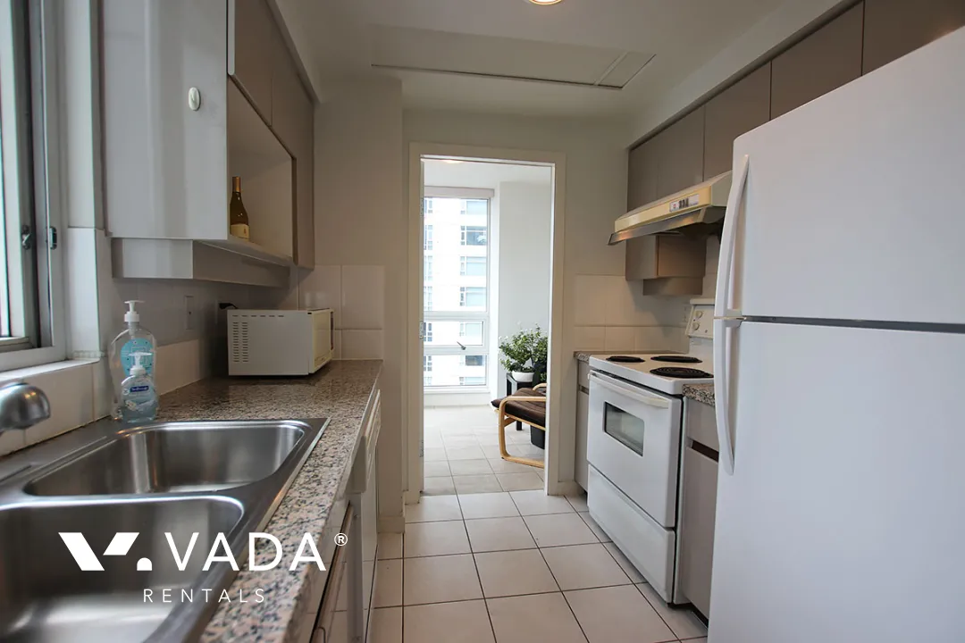 Peninsula in Yaletown - 2 Bedroom Apartment For Rent in Vancouver at 1502 - 1201 Marinaside Crescent, Vancouver, BC