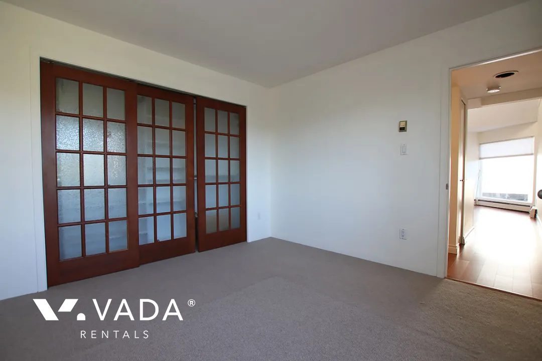 Laurel Court in Fairview - 1 Bedroom Townhouse For Rent in Vancouver at 8 - 870 West 7th Avenue, Vancouver, BC