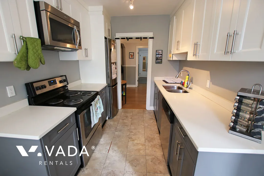 1235 Burnaby in The West End - 1 Bedroom Apartment For Rent in Vancouver at 3 - 1235 Burnaby Street, Vancouver, BC