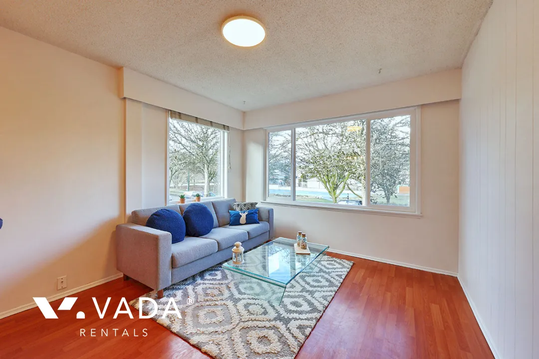 Grandview - 2 Bedroom House (Upper Level) For Rent in Vancouver at 1336A East 11th Avenue, Vancouver, BC