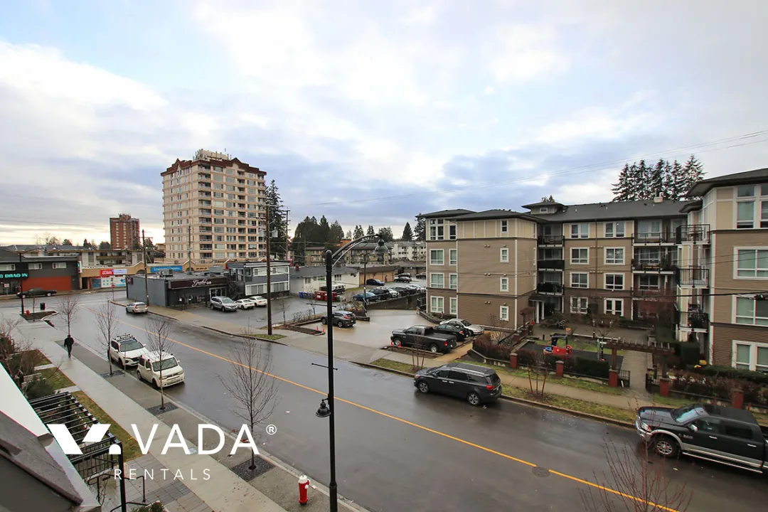 ERA in Downtown Maple Ridge - 3 Bedroom Townhouse For Rent in Maple Ridge at 107 - 12040 Plaza Street, Maple Ridge, BC